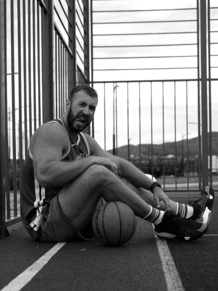  53688602  , 36 ,    -