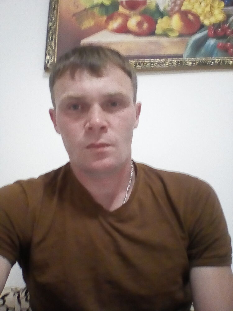  ,   Oleg, 35 ,   ,   , c 