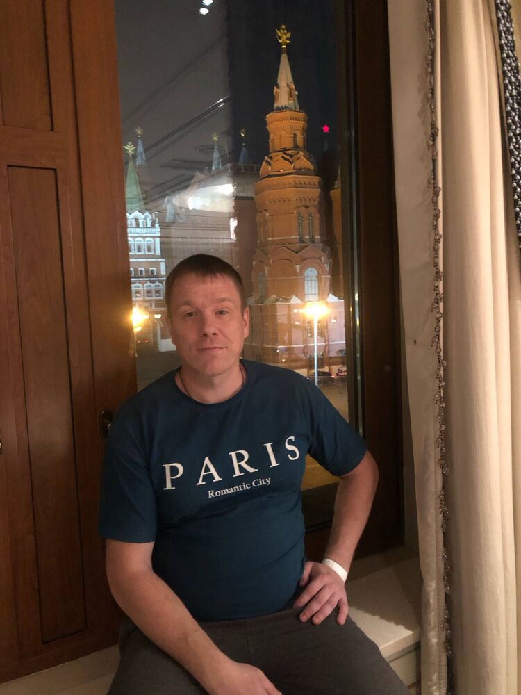  54516182  Kadr, 37 ,    