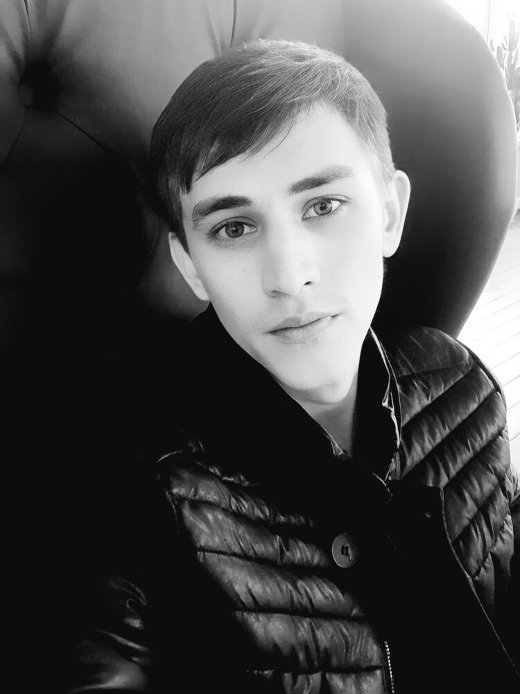  ,   Nail, 27 ,   ,   