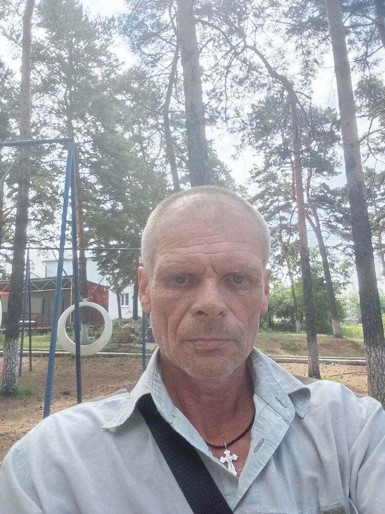  46321932  Sergei, 50 ,    