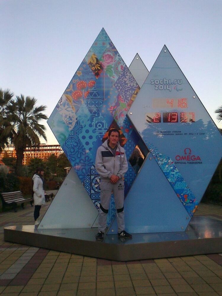  10310032  Arman, 38 ,    