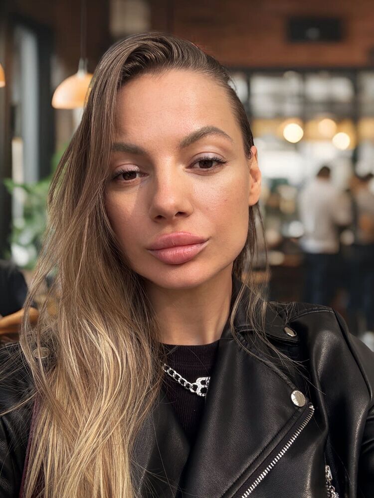  ,   Lina, 39 ,   ,   , c , 