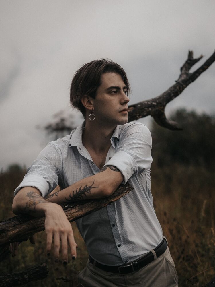  27457442  Savely, 22 ,    -