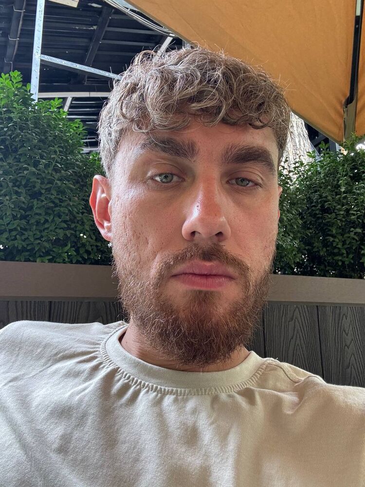 ���������� �������, ���� ������� Artur, 32 ����, ������������ ��� ������, ����� � ���������, c�������� ���������