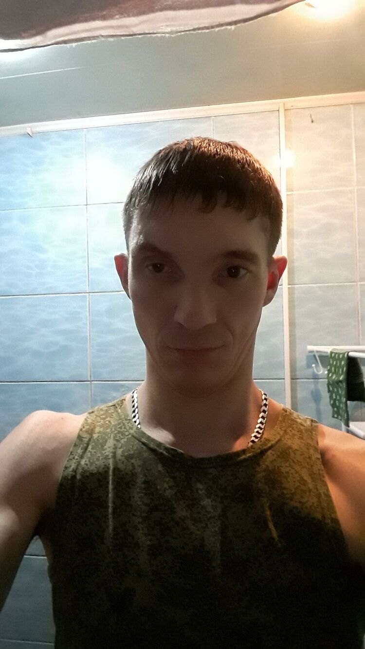  48197742  , 33 ,    