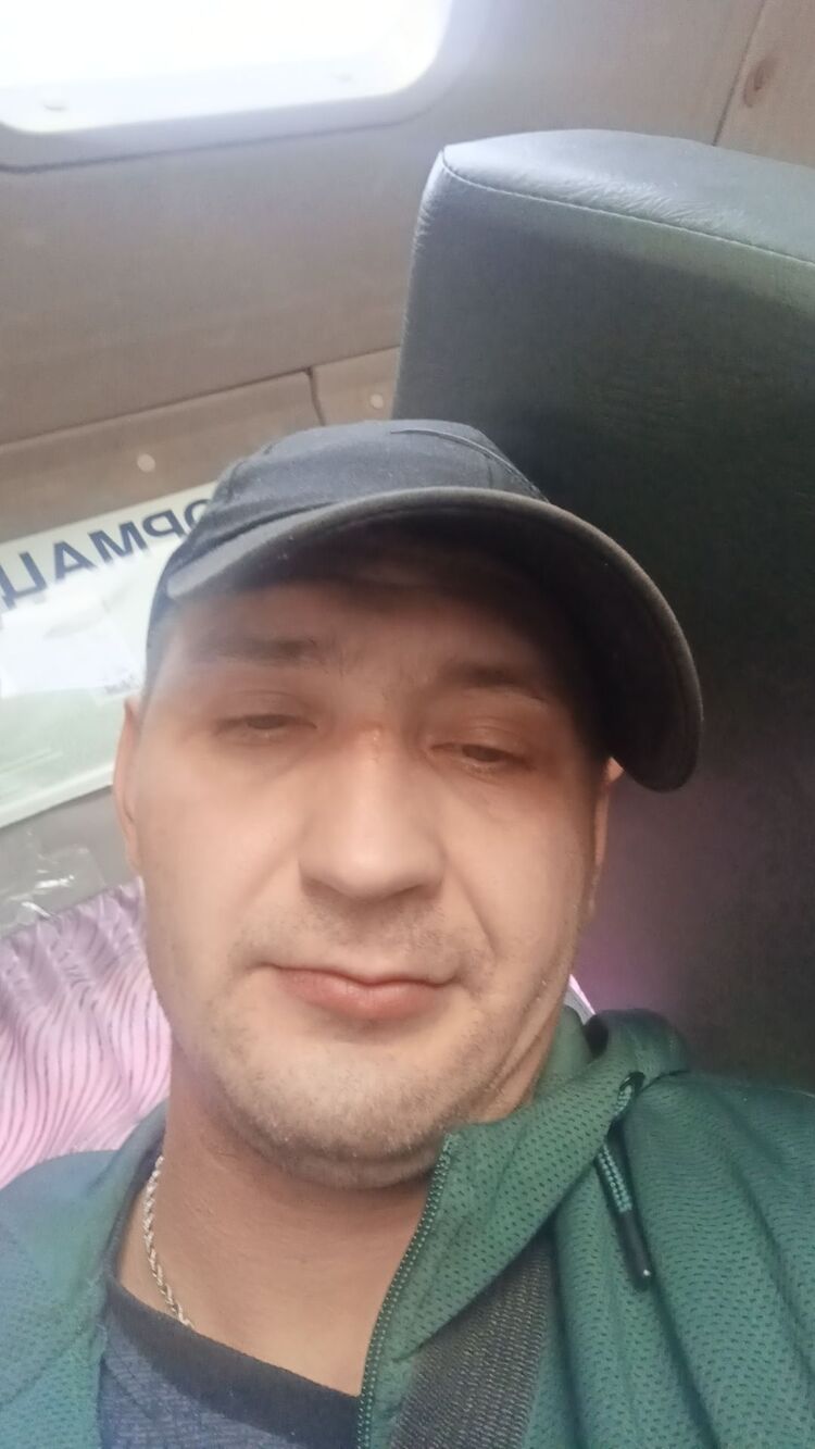  46177082  , 35 ,    