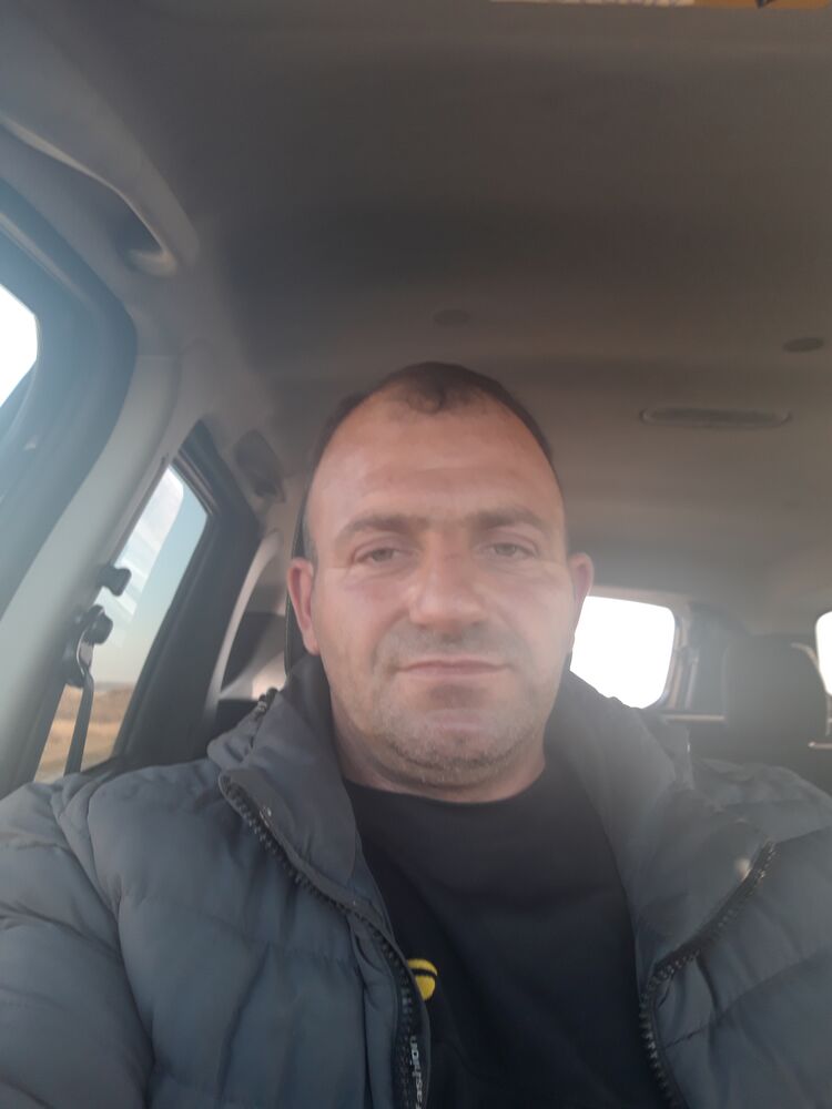  23383542  , 44 ,    