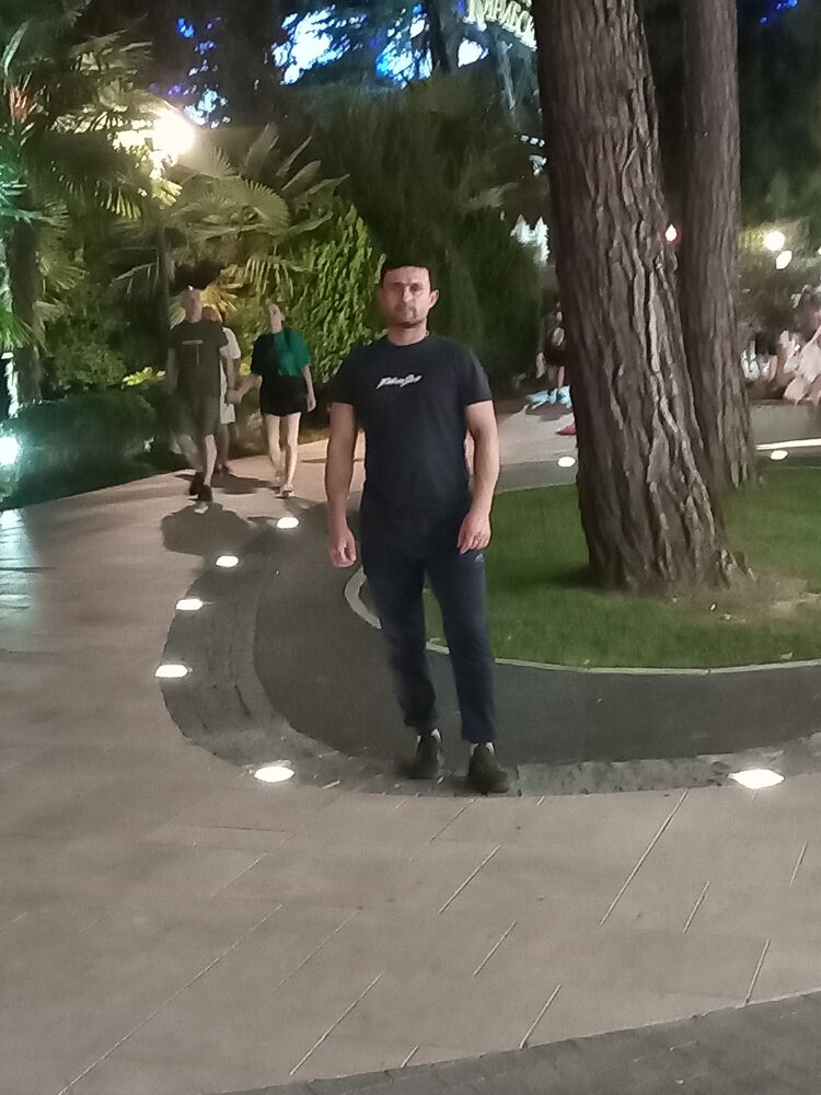  45858892  , 37 ,    