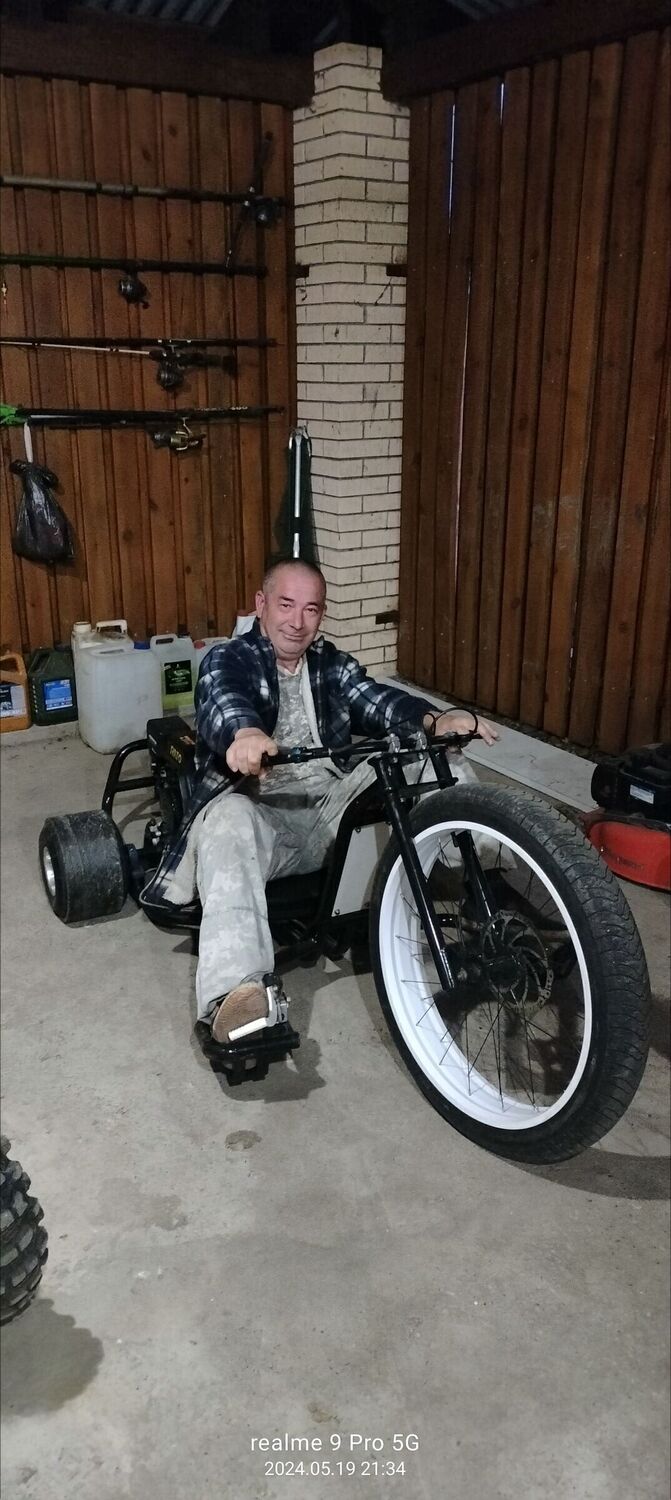  46066482  , 52 ,    