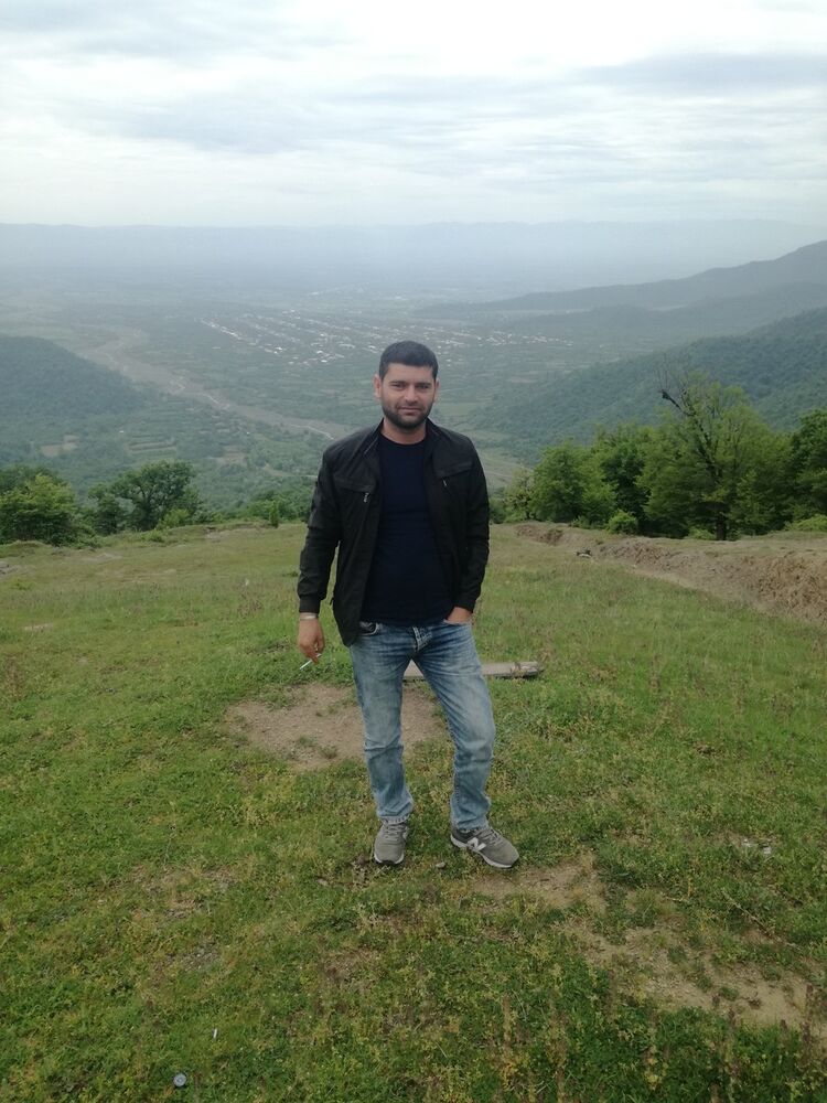  ,   Giorgi, 34 ,  
