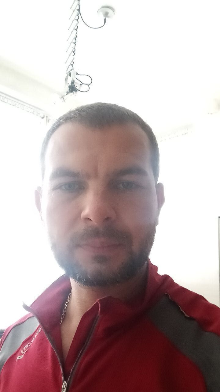  ,   Sergii, 41 ,   c 
