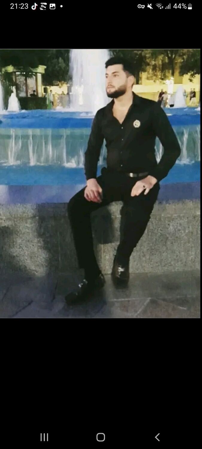  38859662  , 28 ,    