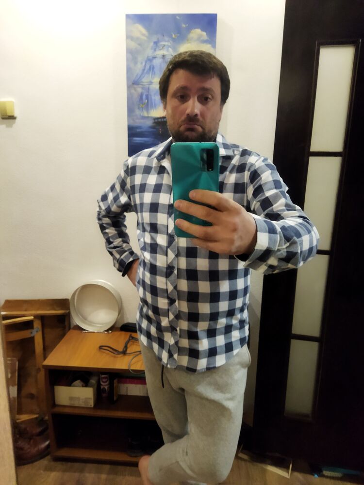  33033852  , 46 ,    