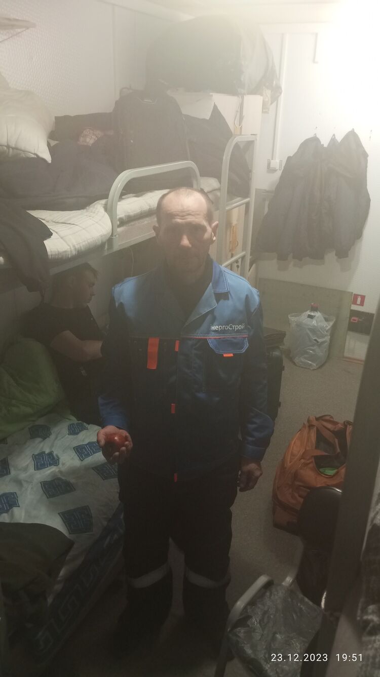  44690062  , 44 ,    