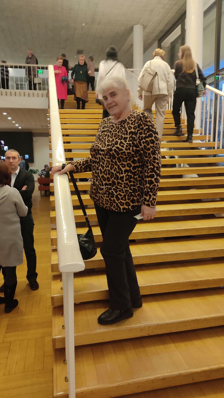  51641512  , 67 ,    -