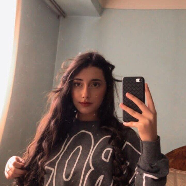  ,   Melaniya, 25 ,   ,   