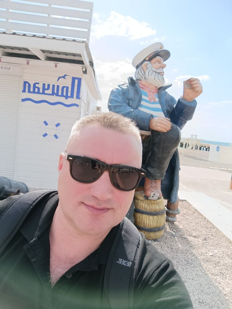  54112962  Oleg, 48 ,    