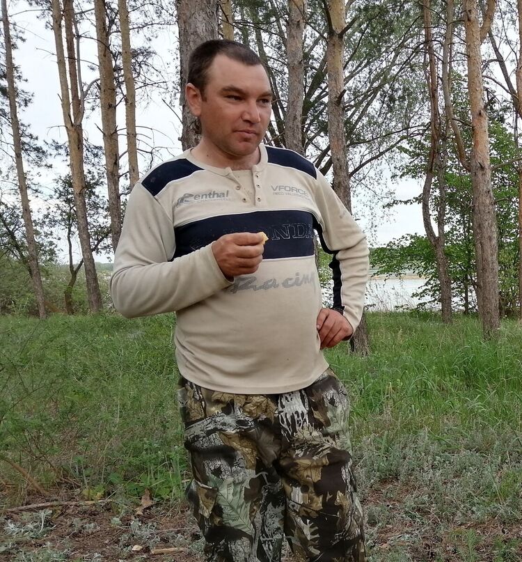  19954672  , 40 ,    