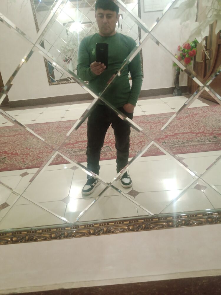  ,   Bahrom, 36 ,   ,   