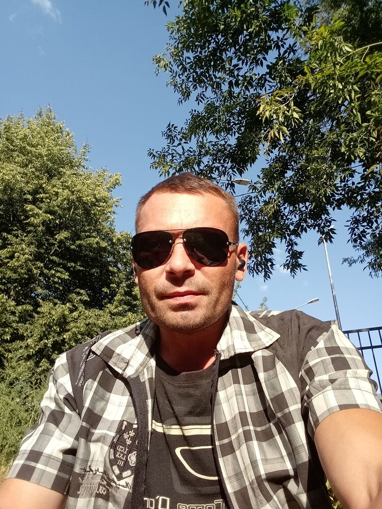  ,   Ivan, 38 ,   ,   , 