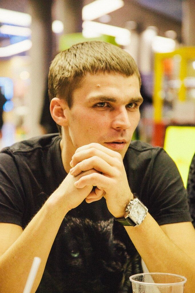  43529242  Pavel, 40 ,    