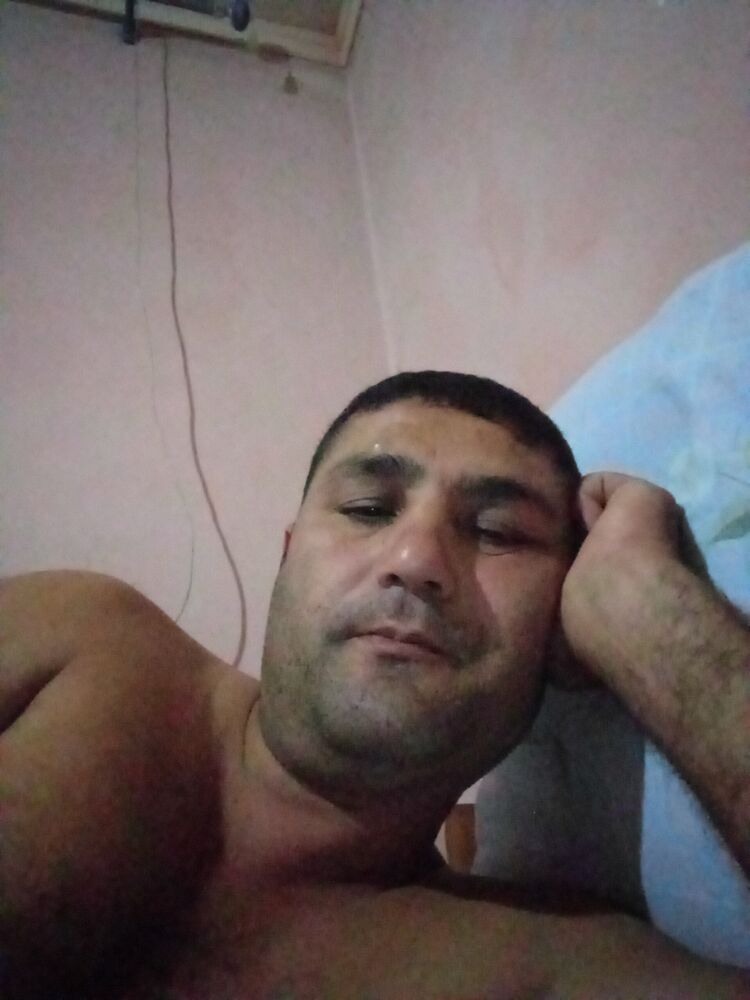 29770082  Amri, 43 ,    