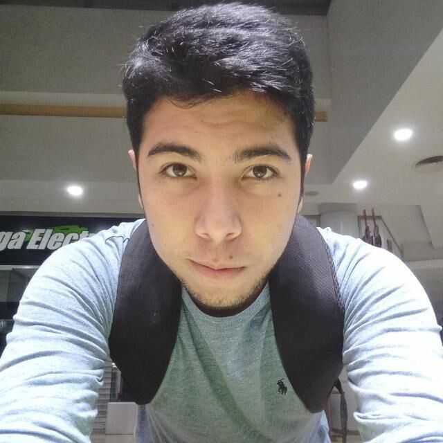  45477272  Latino, 22 ,    