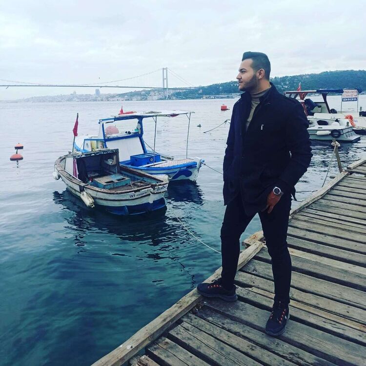  ,   Emin, 23 ,   ,   , c , 