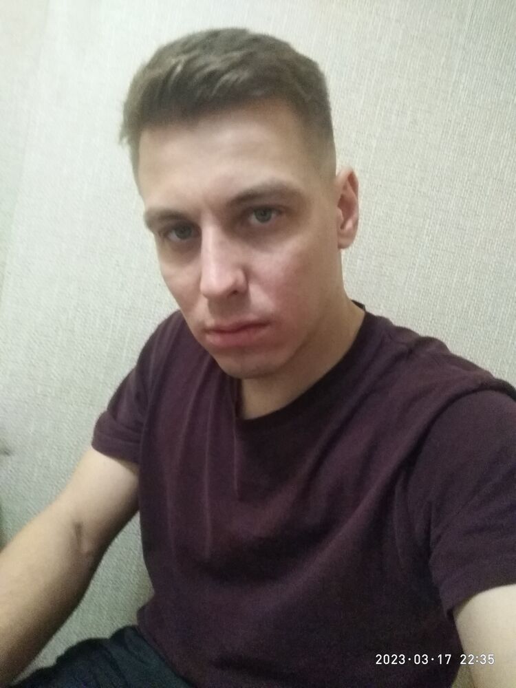  ,   Anton, 33 ,   ,   