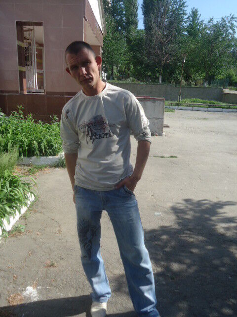  4625302  Oleg, 37 ,    -