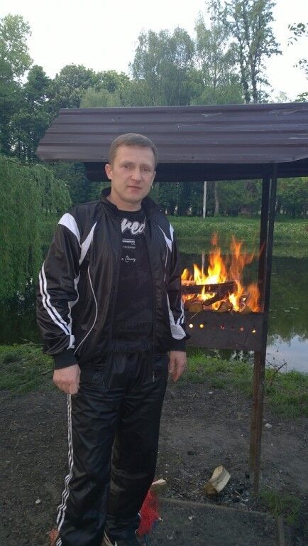  ,   Olekcandr, 53 ,  