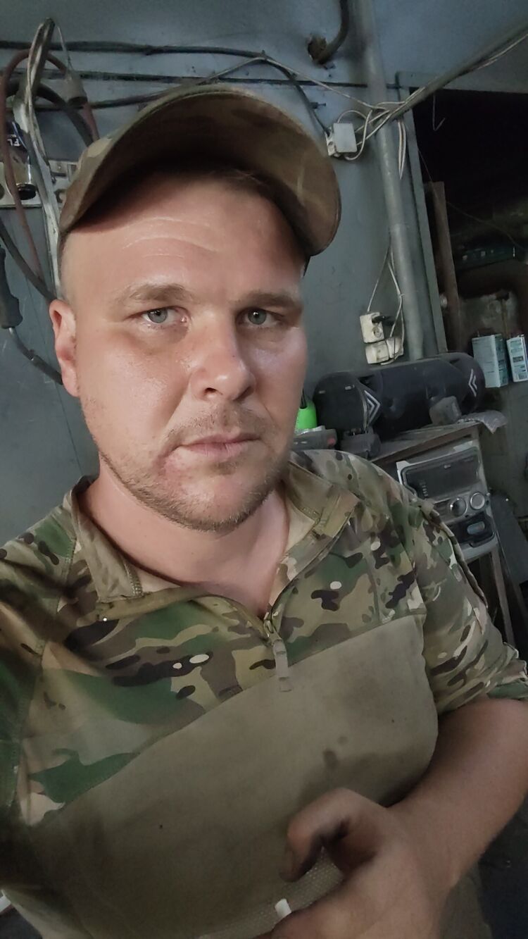  54100232  , 36 ,    --