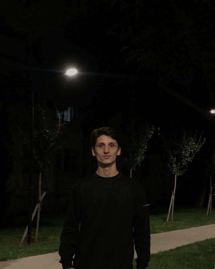  ,   Sani, 21 ,   ,   