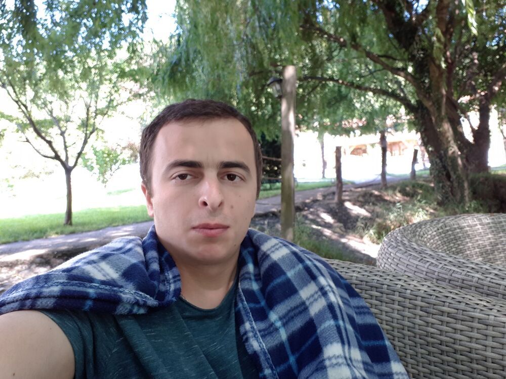  ,   Archil, 33 ,   ,   , c 