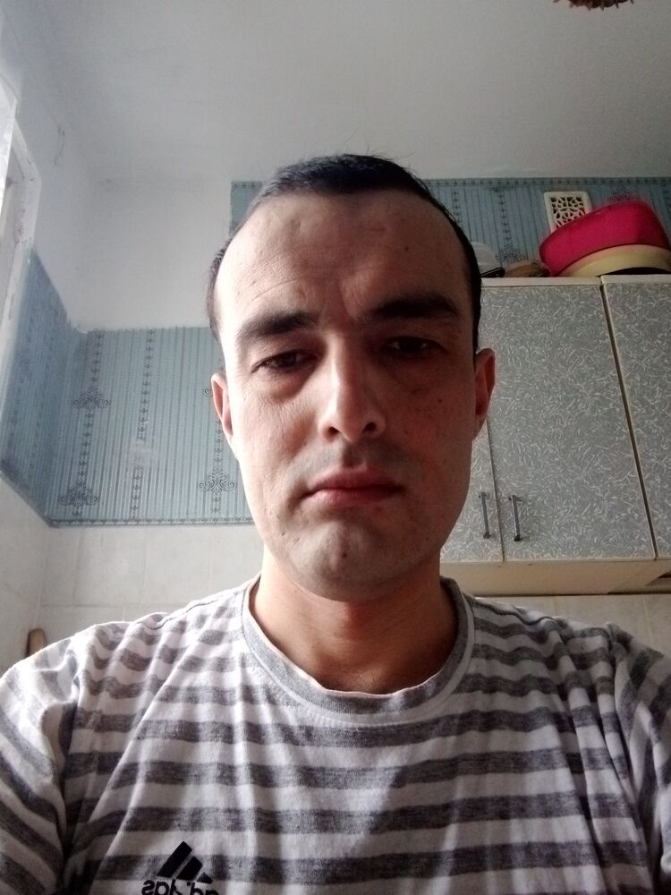  31973202  Yodgorbek, 31 ,    