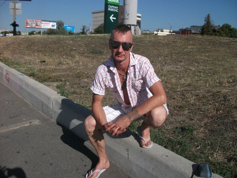  ,   Leksiu, 49 ,   ,   , c 