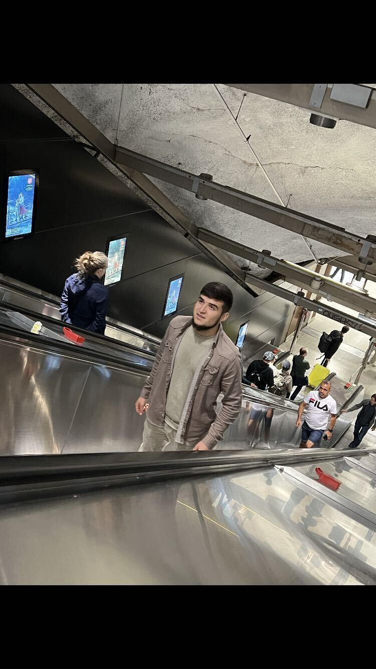  ,   Isroil, 23 ,   ,   , c , 