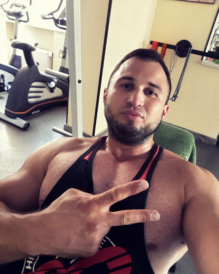  29752902  , 36 ,    