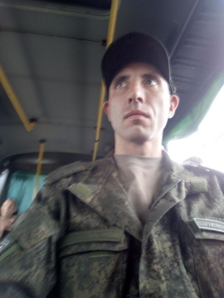  44815472  SAM, 38 ,    