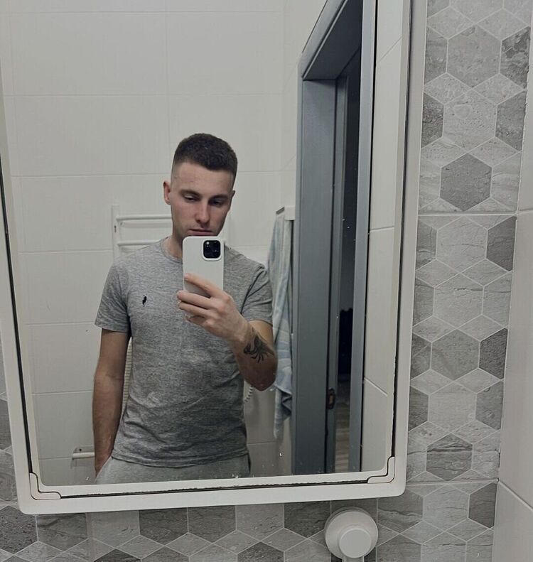  49438162  , 25 ,    