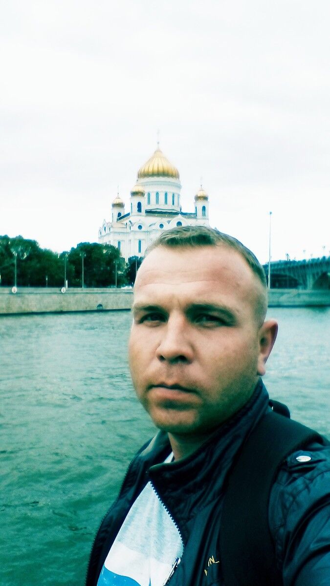  17200312  Rus, 42 ,    