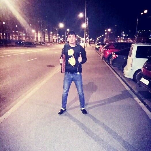  ,   Farrux, 34 ,   