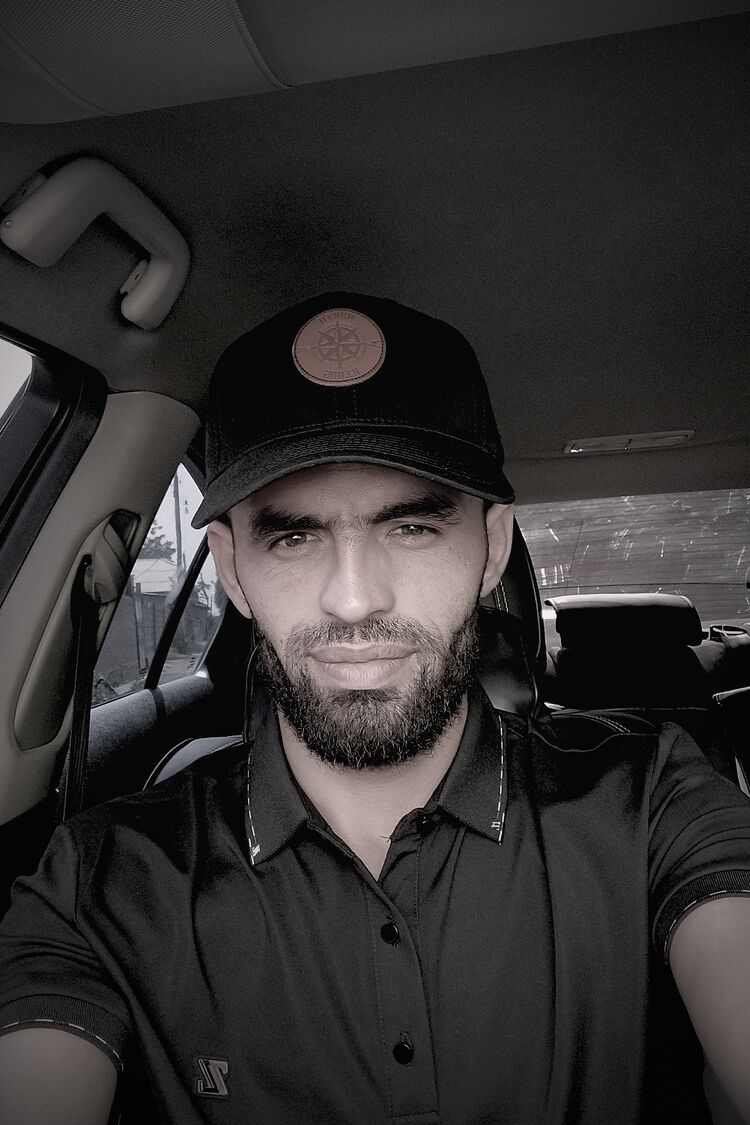  53153982  Alex, 28 ,    