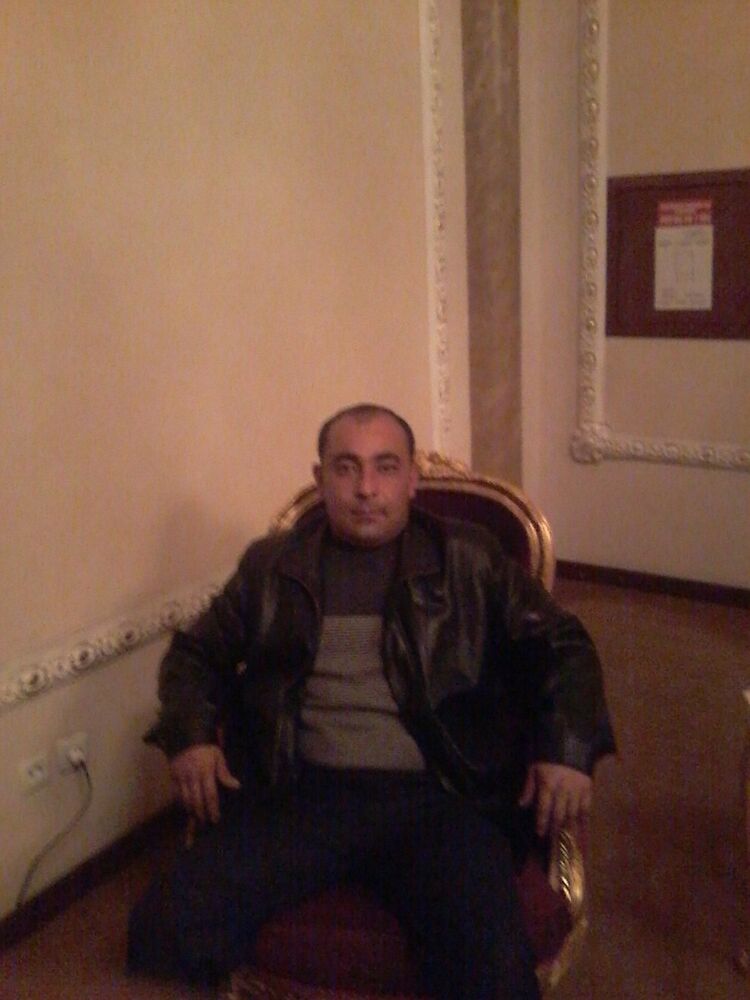  11340742  Elmurod, 44 ,    