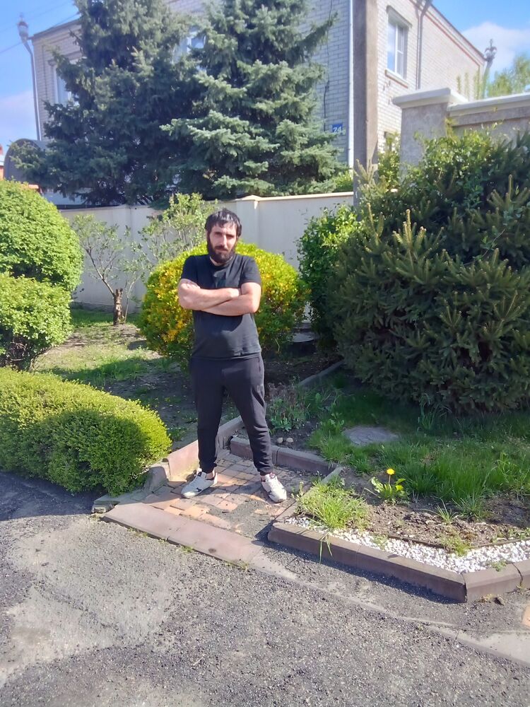  42904952  , 35 ,    