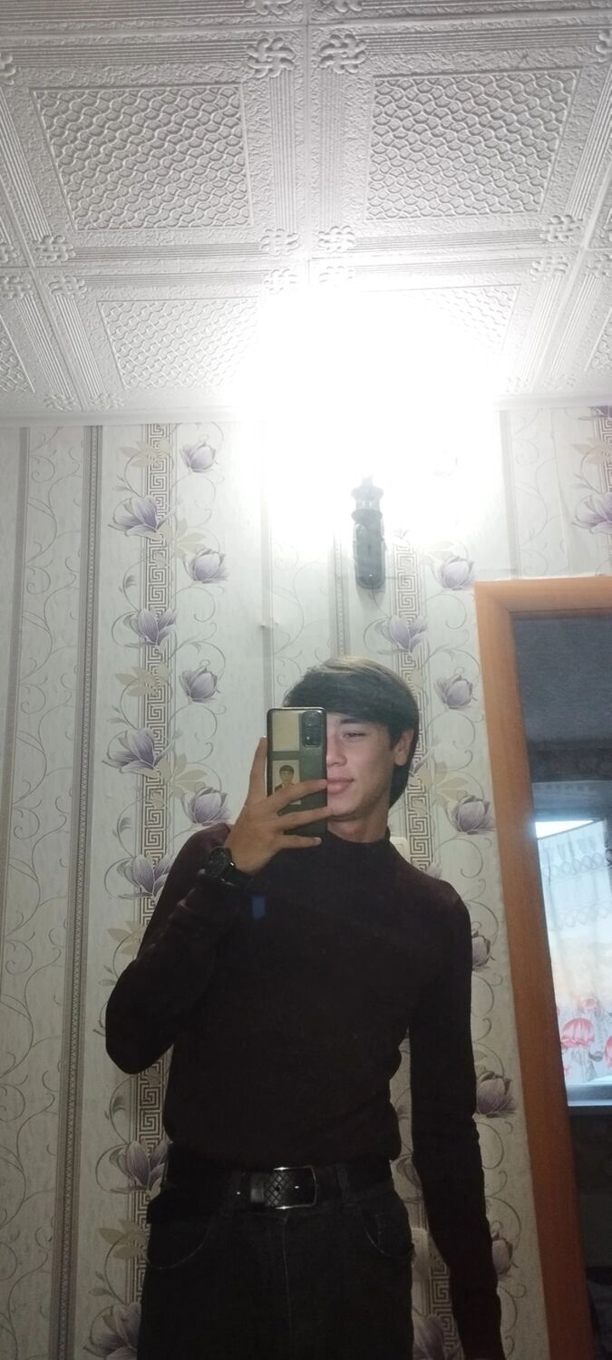  31293732  Bislan, 24 ,    