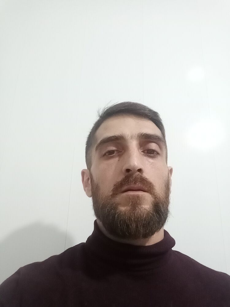  45267022  Vahe, 36 ,    