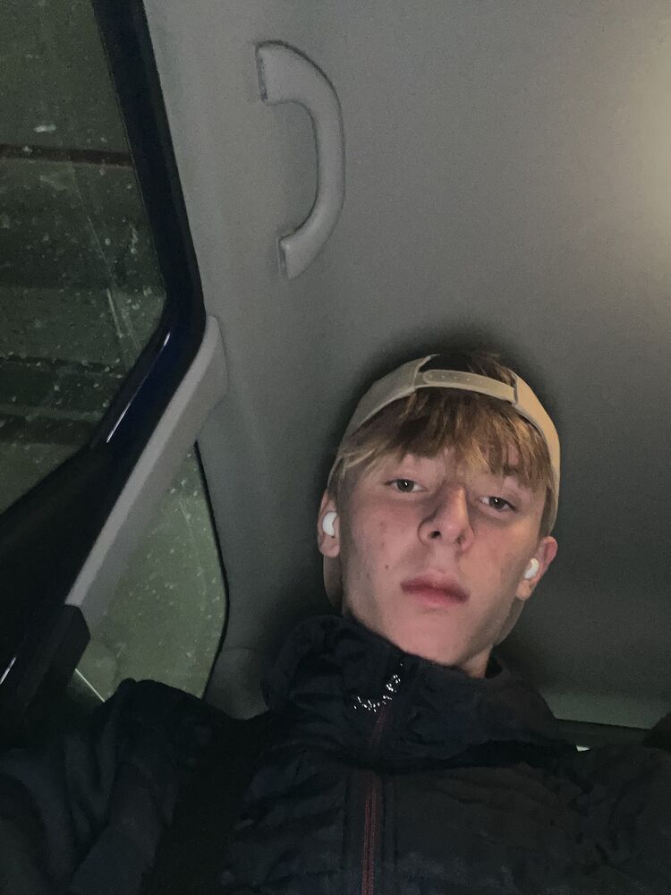  ,   Nico, 20 ,   ,   