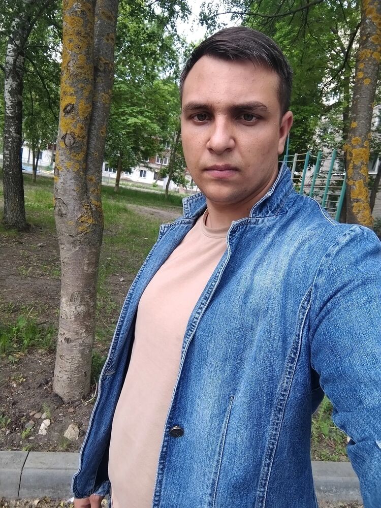  ,   Ravi, 28 ,   ,   